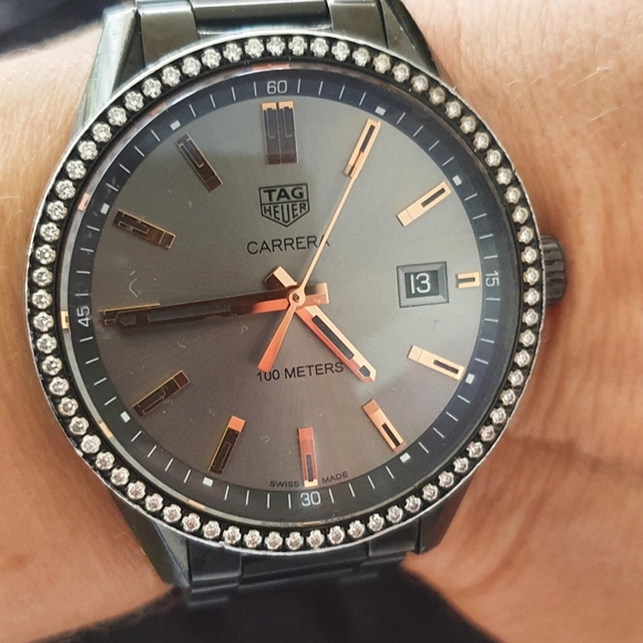 Watch - Picture 2 of 3